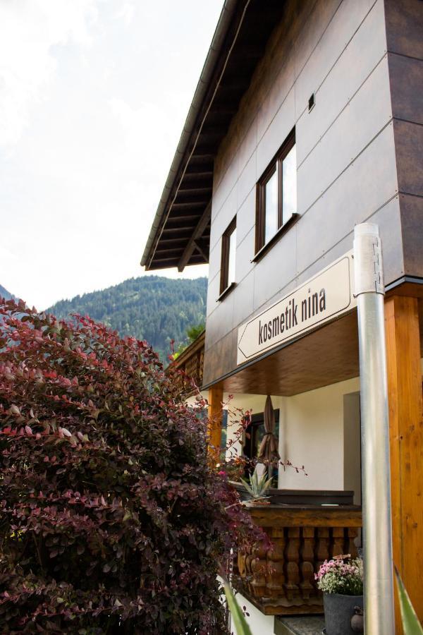 Haus Ganeu Apartment *