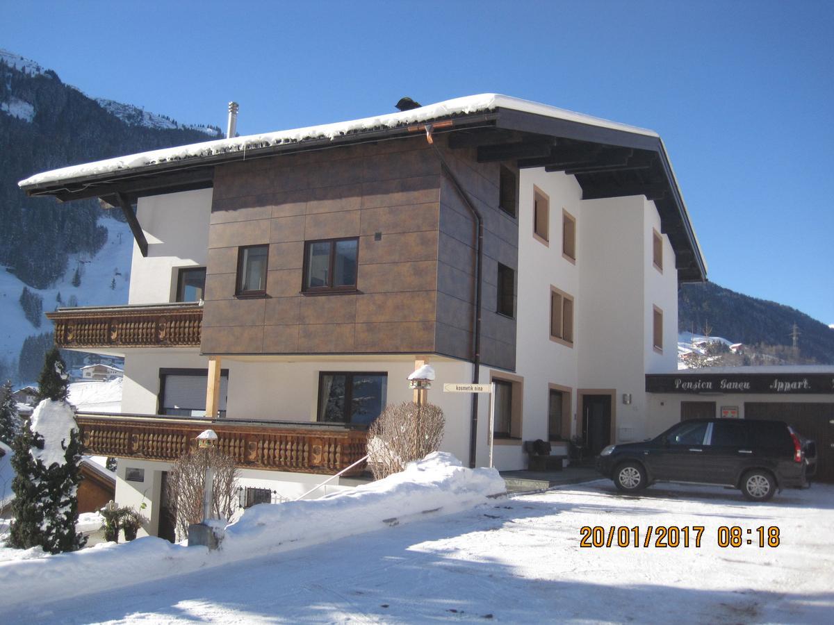 Haus Ganeu Apartment *
